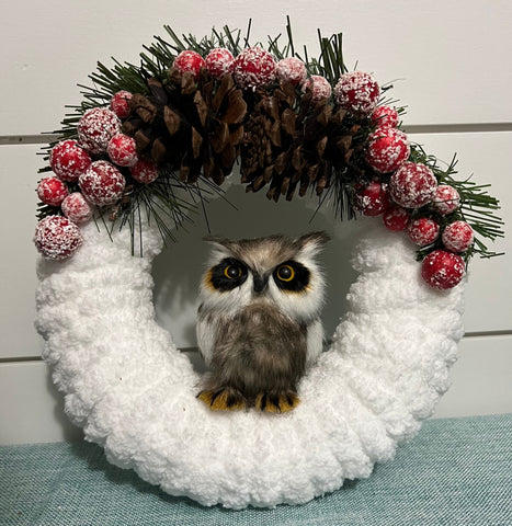 Yarn Winter Owl 6” Wreath