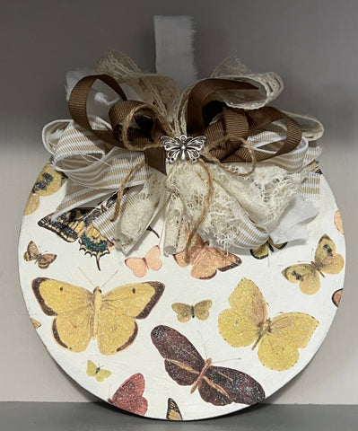 Butterflies in Neutral Colors Round Shelf Sitter